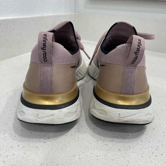 Nike Infinity React Run Size 7.5 - Picture 5 of 7